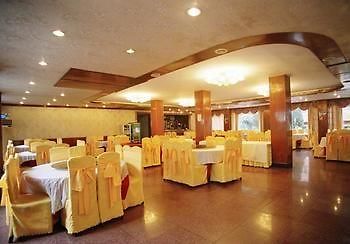 Emeishan Hotel Лешан Екстериор снимка