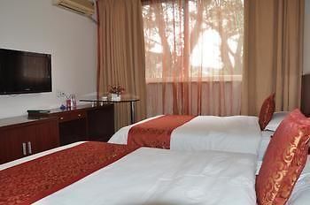 Emeishan Hotel Лешан Екстериор снимка