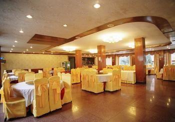 Emeishan Hotel Лешан Екстериор снимка